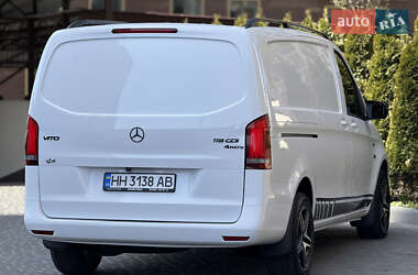 Грузовой фургон Mercedes-Benz Vito 2019 в 