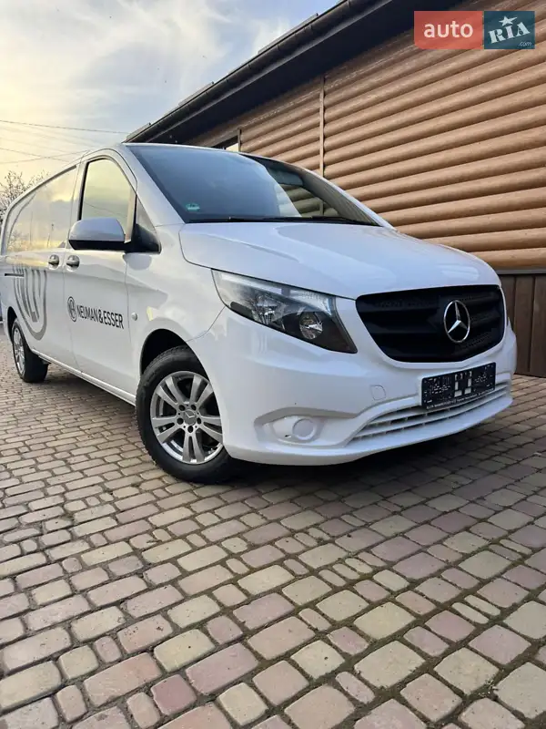 Вантажний фургон Mercedes-Benz Vito 2021 в 