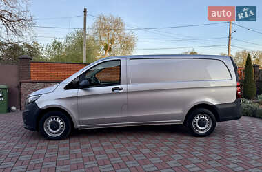 Грузовой фургон Mercedes-Benz Vito 2020 в 