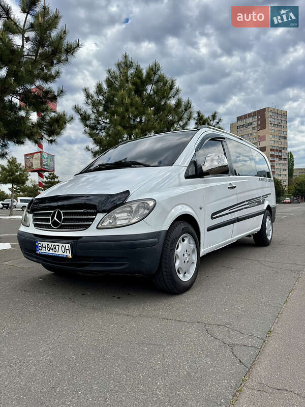 Минивэн Mercedes-Benz Vito 2006 в 