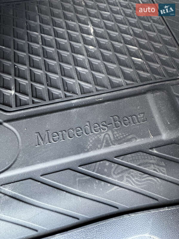 Минивэн Mercedes-Benz Vito 2019 в Черновцах