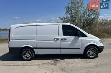 Грузовой фургон Mercedes-Benz Vito 2008 в 
