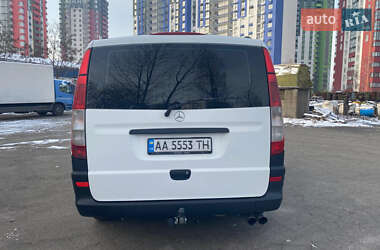 Грузовой фургон Mercedes-Benz Vito 2011 в 