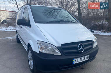 Грузовой фургон Mercedes-Benz Vito 2011 в 