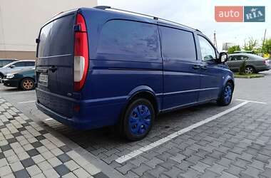 Вантажний фургон Mercedes-Benz Vito 2004 в 