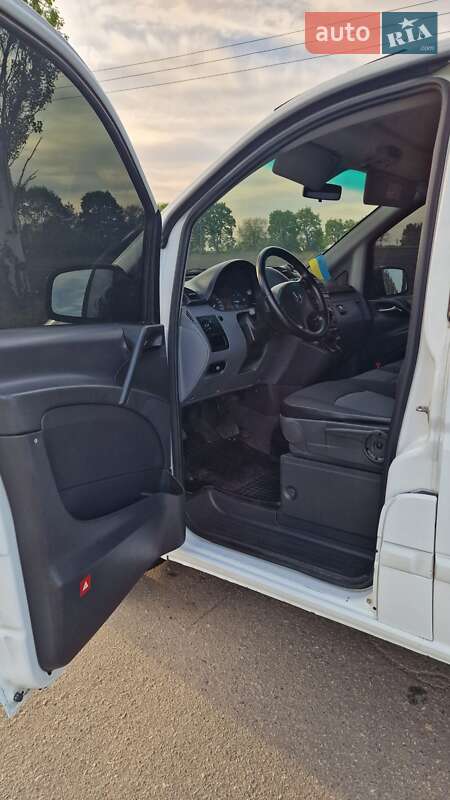 Мінівен Mercedes-Benz Vito 2012 в Дніпрі