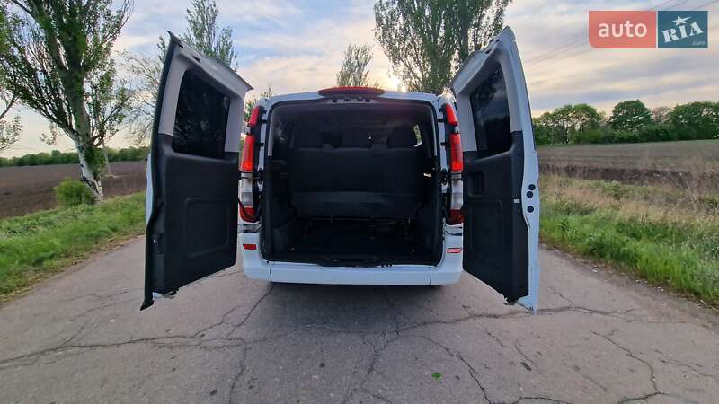 Мінівен Mercedes-Benz Vito 2012 в Дніпрі