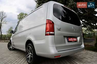 Мінівен Mercedes-Benz Vito 2022 в 