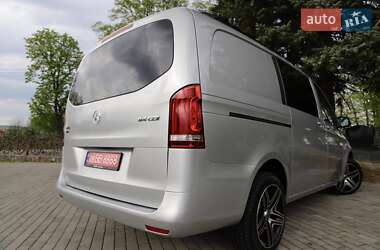 Мінівен Mercedes-Benz Vito 2022 в 