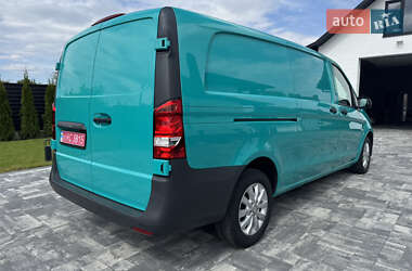 Грузовой фургон Mercedes-Benz Vito 2020 в 