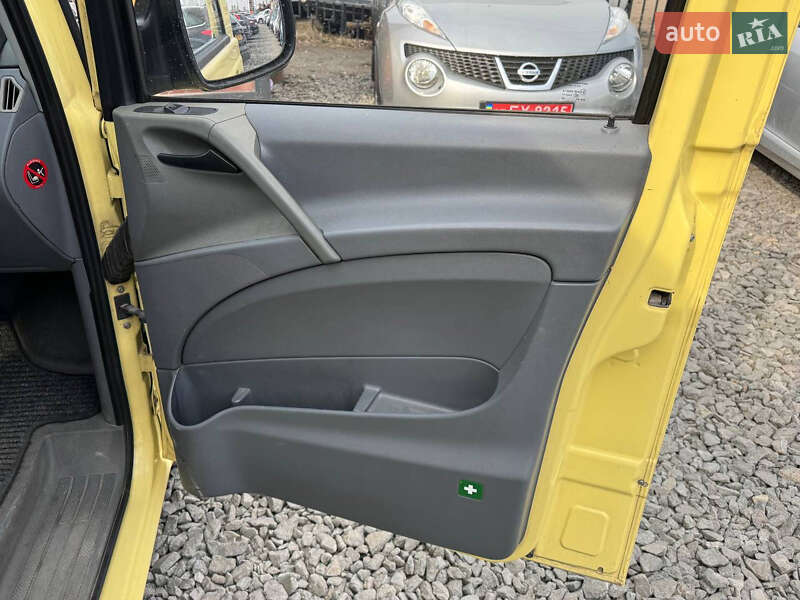 Минивэн Mercedes-Benz Vito 2008 в Стрые