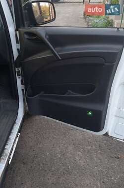 Вантажний фургон Mercedes-Benz Vito 2012 в 