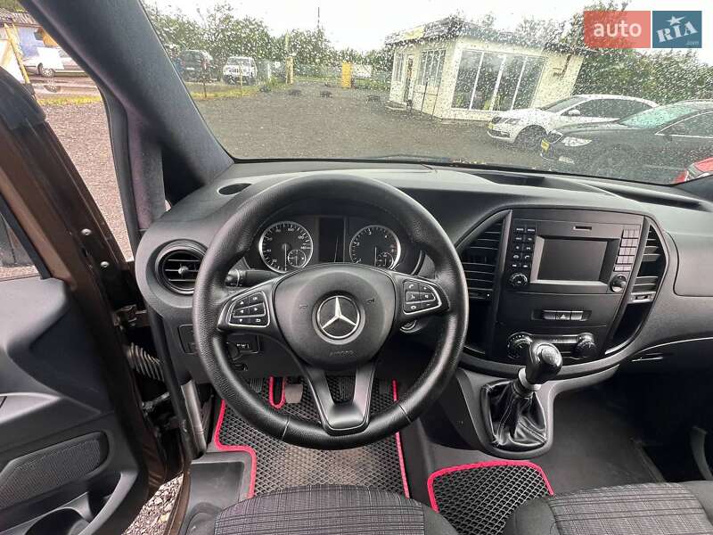 Мінівен Mercedes-Benz Vito 2017 в Ужгороді