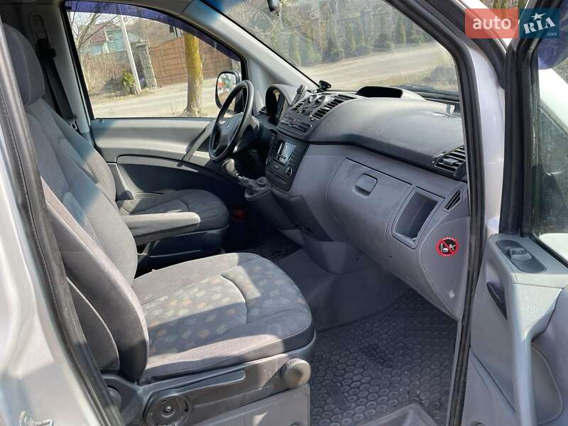 Минивэн Mercedes-Benz Vito 2006 в Ровно