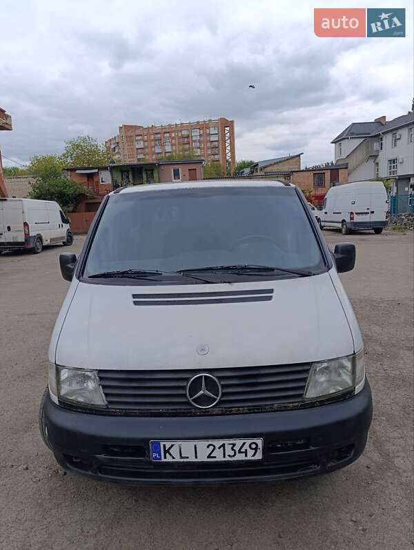 Минивэн Mercedes-Benz Vito 2000 в Ровно