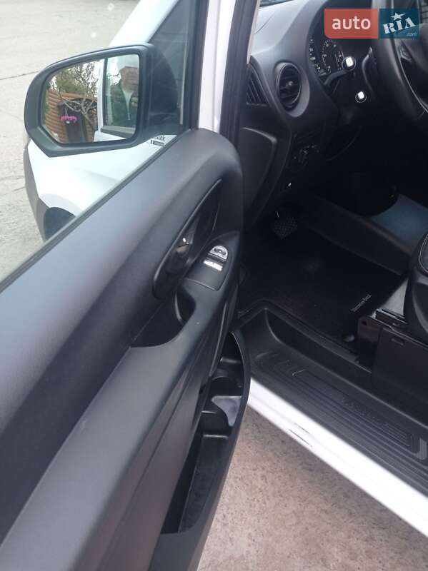 Минивэн Mercedes-Benz Vito 2016 в Долинской