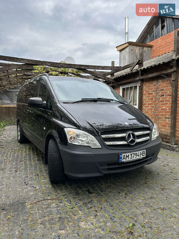 Минивэн Mercedes-Benz Vito 2013 в Киеве