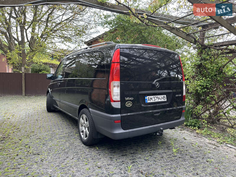 Минивэн Mercedes-Benz Vito 2013 в Киеве