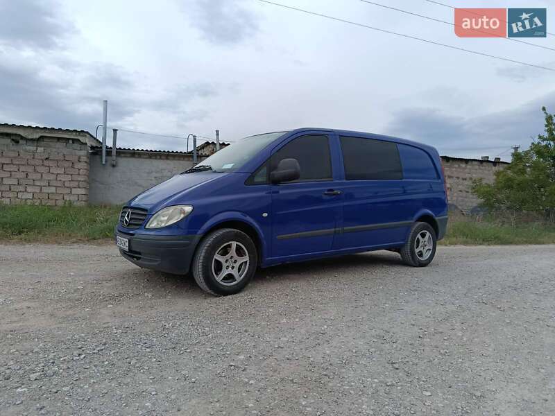 Мінівен Mercedes-Benz Vito 2005 в Кам'янському