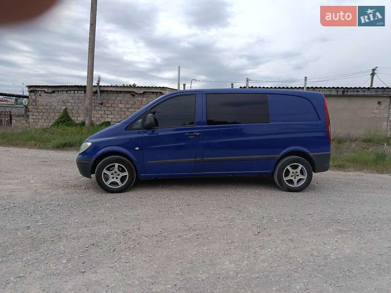 Мінівен Mercedes-Benz Vito 2005 в Кам'янському