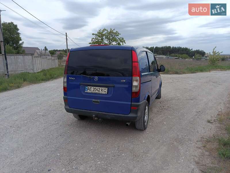 Мінівен Mercedes-Benz Vito 2005 в Кам'янському