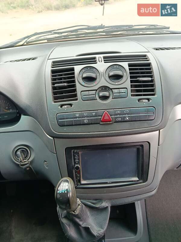 Мінівен Mercedes-Benz Vito 2005 в Кам'янському