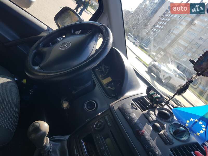 Минивэн Mercedes-Benz Vito 2012 в Ивано-Франковске фото 11 Минивэн Mercedes-Benz Vito 2012 в Ивано-Франковске