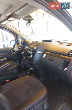 Мінівен Mercedes-Benz Vito 2013 в 