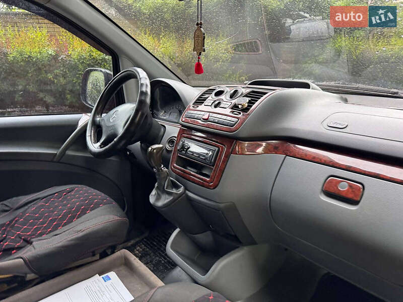 Минивэн Mercedes-Benz Vito 2006 в Киеве