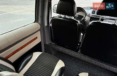 Минивэн Mercedes-Benz Vito 2005 в 