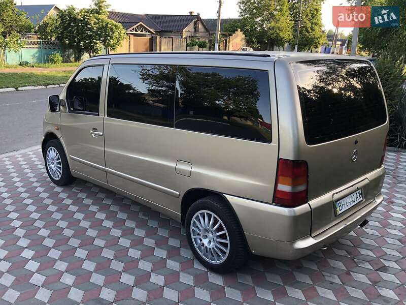 Минивэн Mercedes-Benz Vito 2000 в Теплодаре