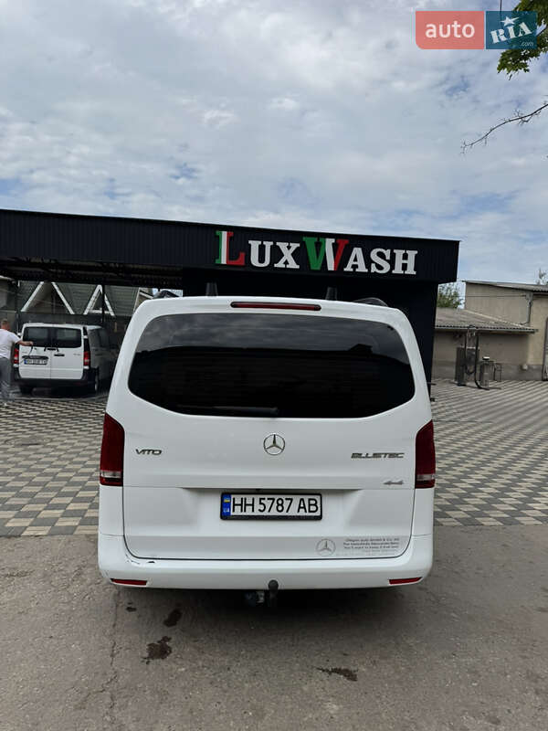 Минивэн Mercedes-Benz Vito 2016 в Ананьеве