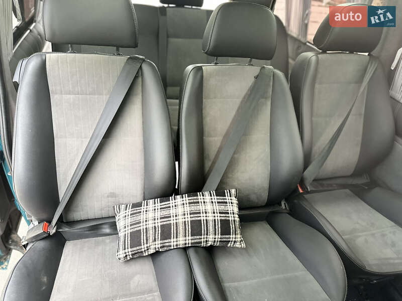 Минивэн Mercedes-Benz Vito 2006 в Херсоне