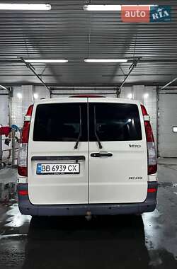 Мінівен Mercedes-Benz Vito 2011 в 