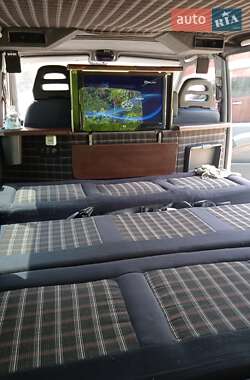 Вантажний фургон Mercedes-Benz Vito 2002 в 