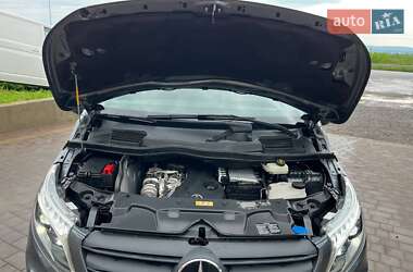 Грузовой фургон Mercedes-Benz Vito 2021 в 