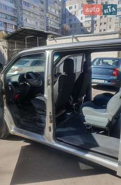 Мінівен Mercedes-Benz Vito 2003 в 