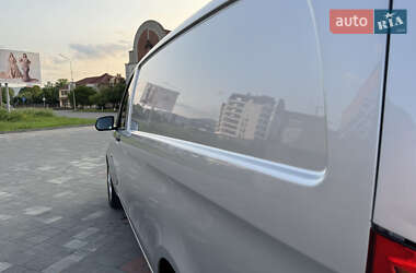 Грузовой фургон Mercedes-Benz Vito 2020 в 