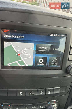 Грузовой фургон Mercedes-Benz Vito 2020 в 