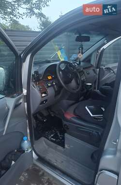 Мінівен Mercedes-Benz Vito 2005 в 
