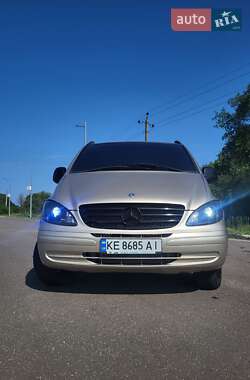Вантажопасажирський фургон Mercedes-Benz Vito 2005 в 