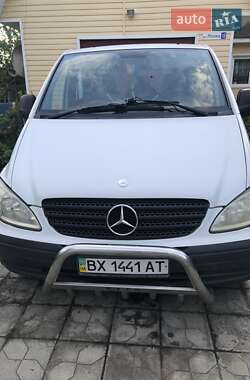 Минивэн Mercedes-Benz Vito 2004 в Нетешине