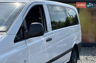 Мікроавтобус Mercedes-Benz Vito 2009 в 