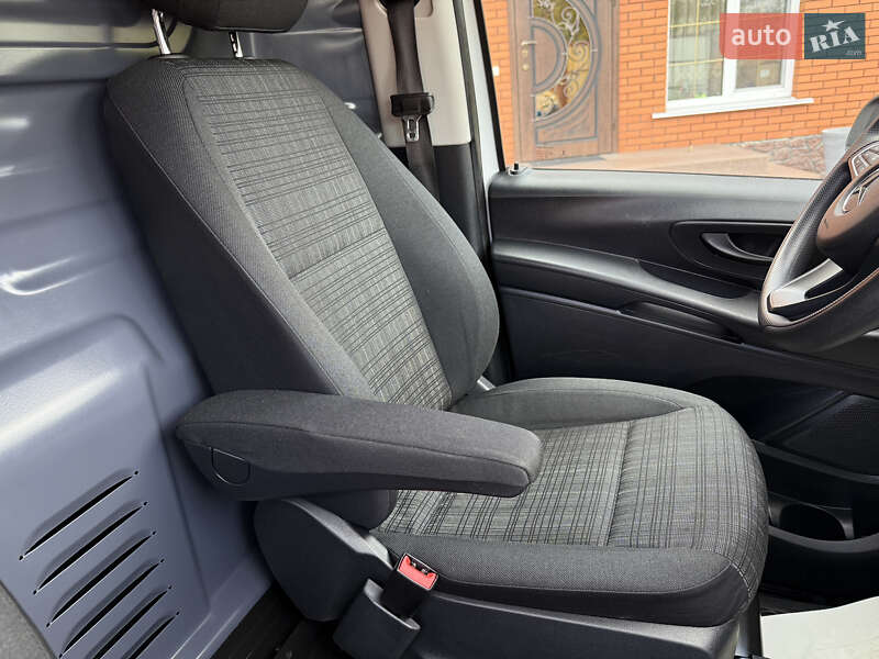 Грузовой фургон Mercedes-Benz Vito 2020 в Житомире