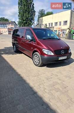 Минивэн Mercedes-Benz Vito 2006 в Сторожинце