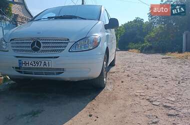 Вантажопасажирський фургон Mercedes-Benz Vito 2003 в Миколаєві
