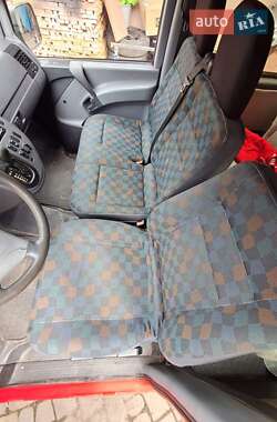 Минивэн Mercedes-Benz Vito 2002 в 