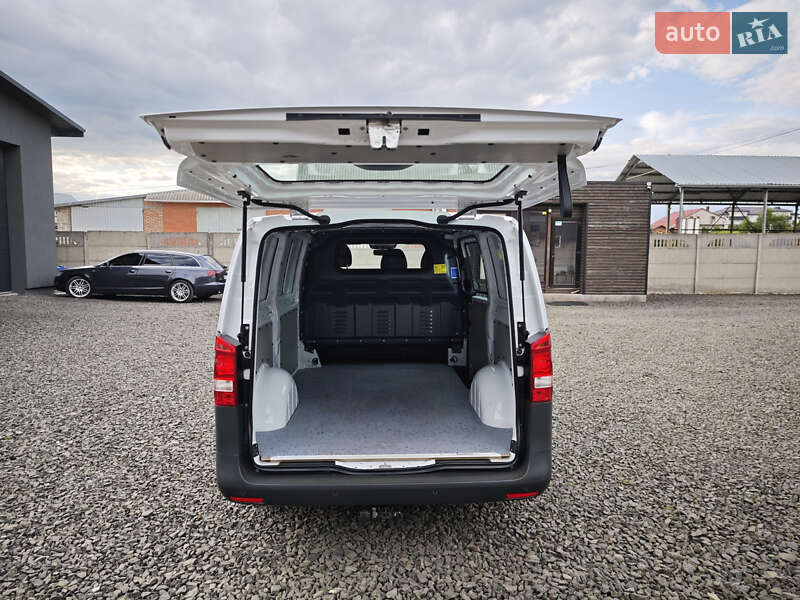 Вантажний фургон Mercedes-Benz Vito 2017 в Луцьку