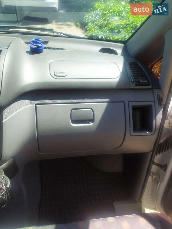 Мікроавтобус Mercedes-Benz Vito 2008 в Кам'янському