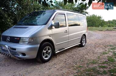 Минивэн Mercedes-Benz Vito 2001 в Хотине